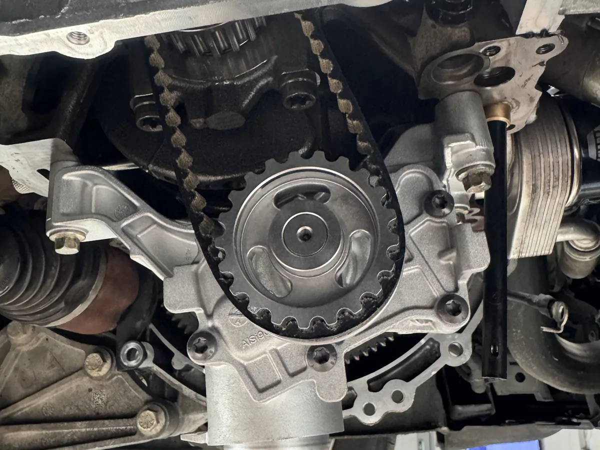 New oil pump and wet oil pump belt on a Ford EcoBoost chain engine