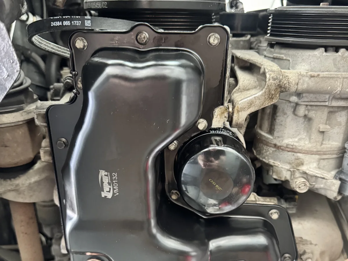 New sump and oil filter on a PureTech engine